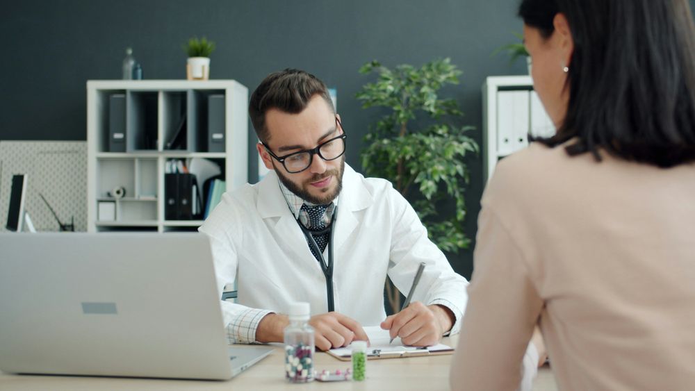 How to hire veterinary staff without drowning in irrelevant applications